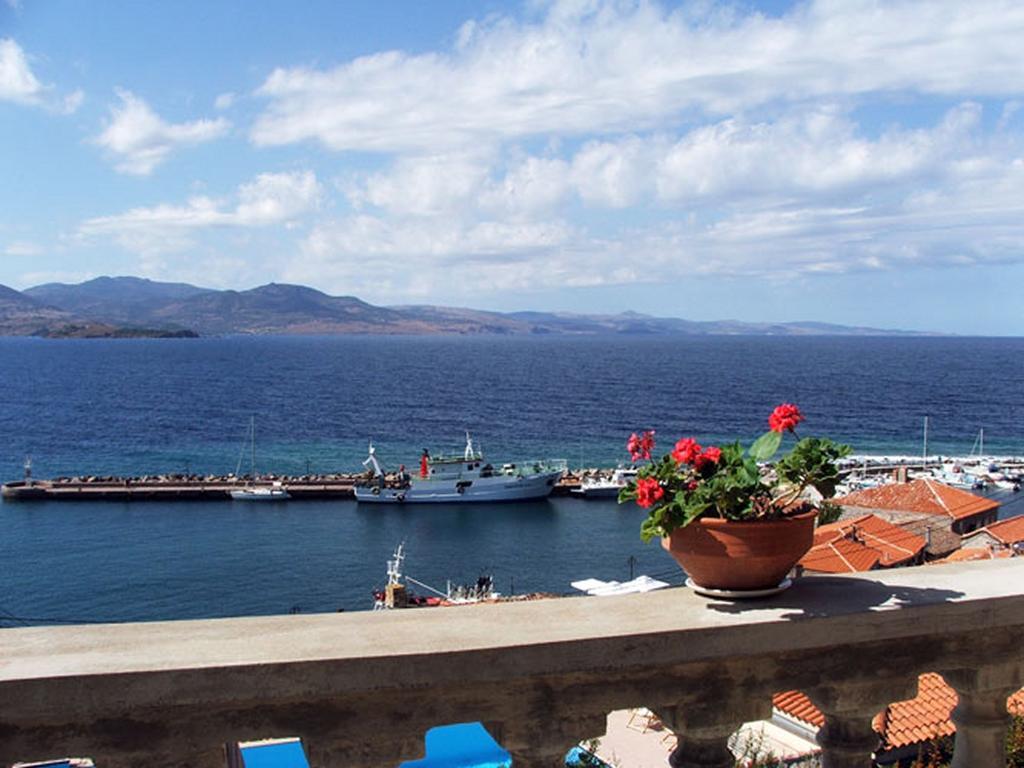 V. Molova, Molyvos, Lesvos Βίλα Μήθυμνα Εξωτερικό φωτογραφία